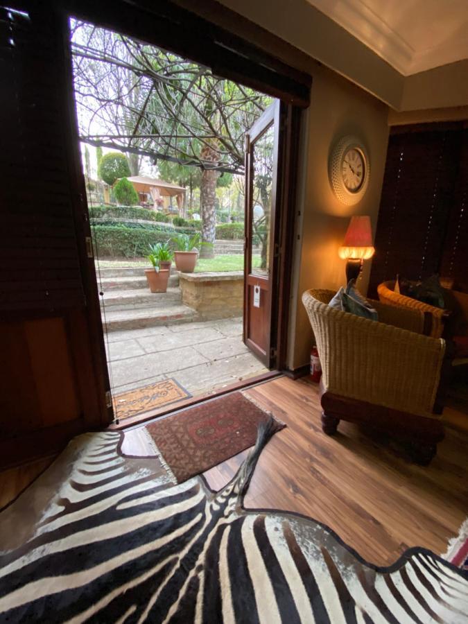The Tuscan Garden Newcastle Extérieur photo